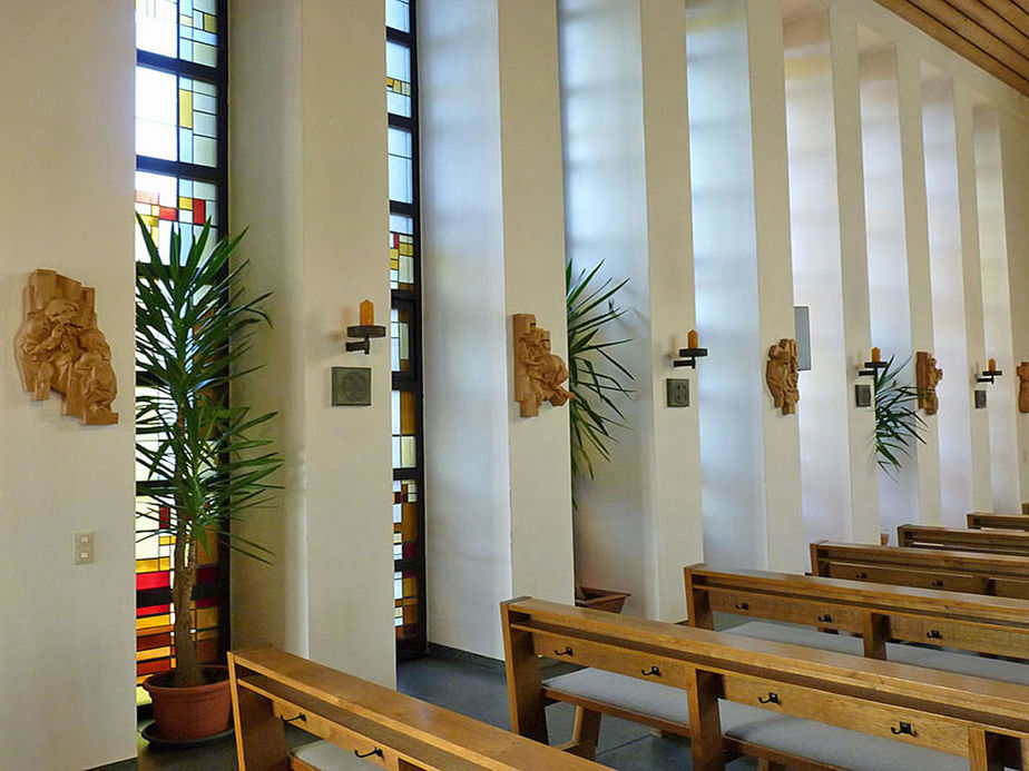 Katholische Pfarrkirche Zum Heiligen Kreuz Zierenberg (Foto: Karl-Franz Thiede)